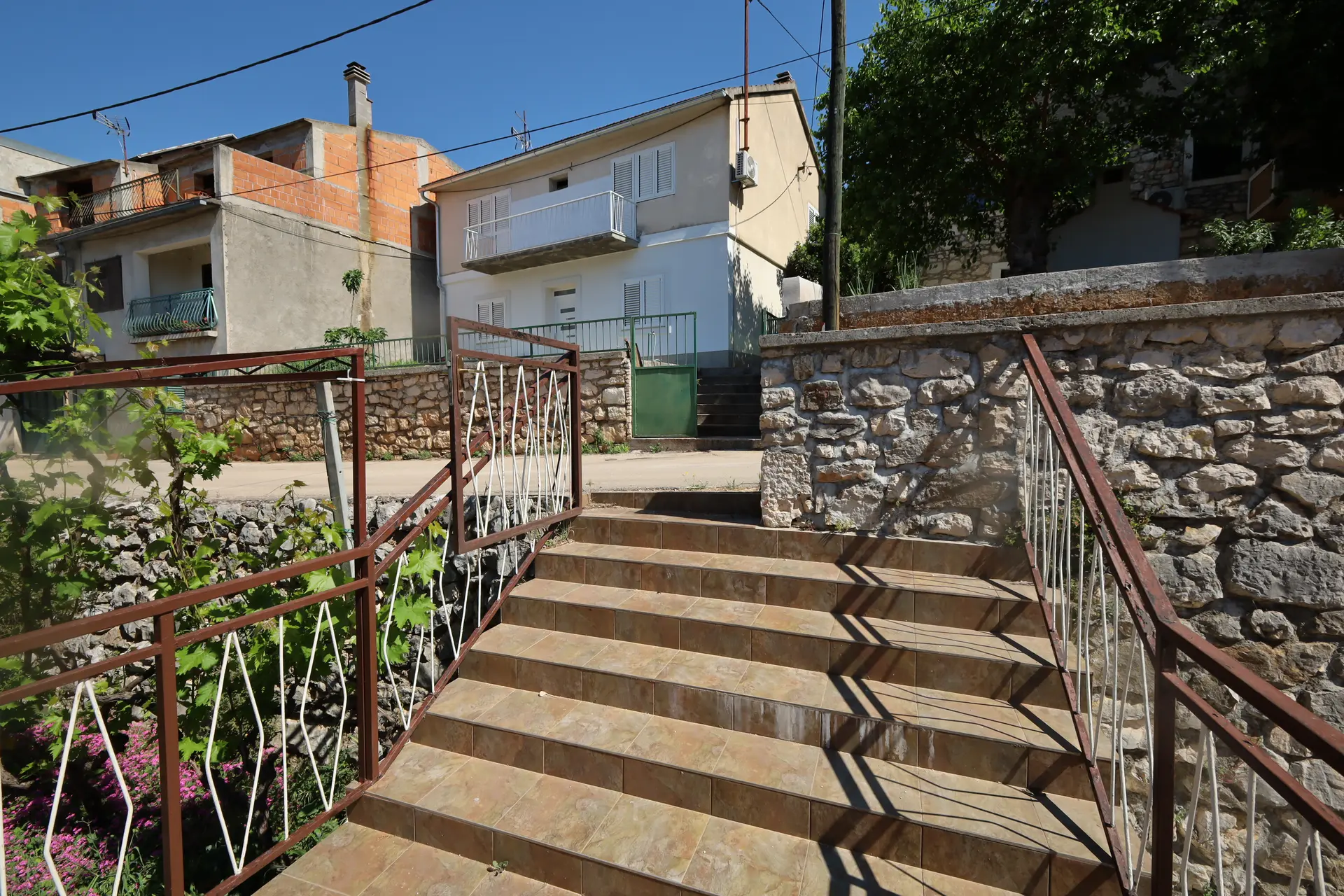 Listing Ad Image